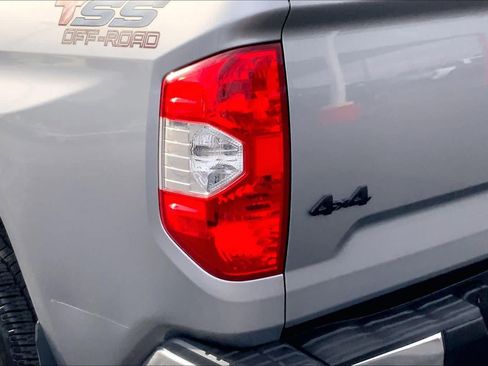 Used 2020 Toyota Tundra SR5 AWD/4WD image 29