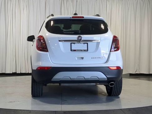 Used 2022 Buick Encore Preferred AWD/4WD image 7