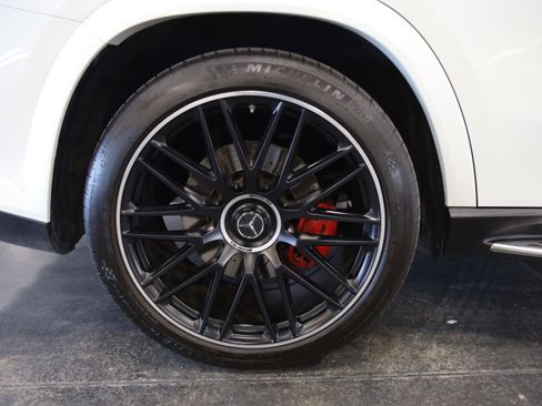 Used 2021 Mercedes-Benz GLS 63 AMG 4MATIC image 11