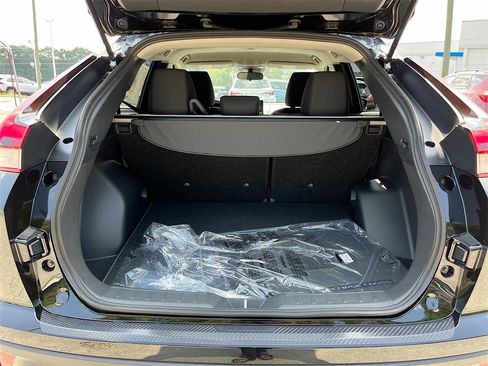 New 2025 Mitsubishi Eclipse Cross LE image 24