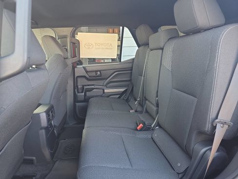 New 2026 Toyota 4Runner SR5 AWD/4WD image 10