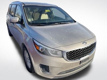 Used 2015 Kia Sedona LX w/ LX Convenience Package