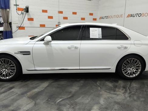 Used 2021 Genesis G90 3.3T Premium image 17