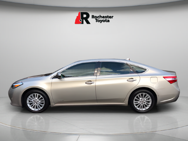 Used 2015 Toyota Avalon Limited w/ Technology Package FWD image 4