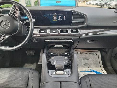 Used 2023 Mercedes-Benz GLS 450 4MATIC image 11