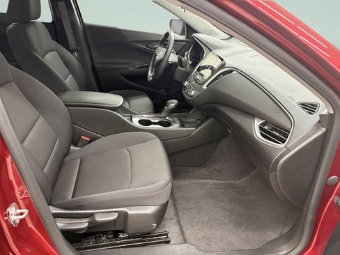 Used 2024 Chevrolet Malibu RS image 21