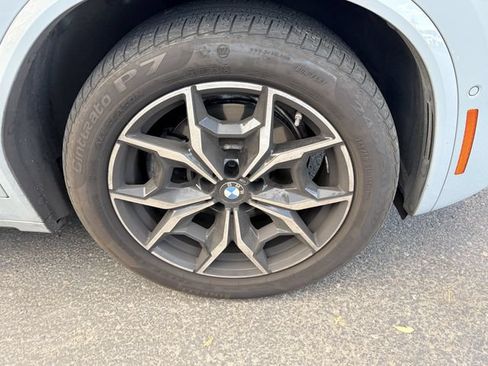 Used 2024 BMW X3 sDrive30i w/ Premium Package w/ZPA RWD image 4