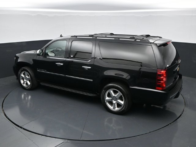Used 2013 Chevrolet Suburban LTZ AWD/4WD image 45