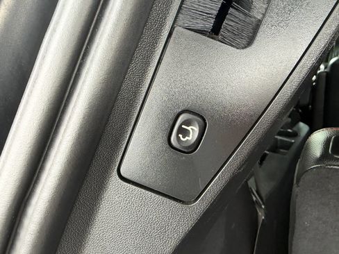 Used 2019 Dodge Grand Caravan GT image 38