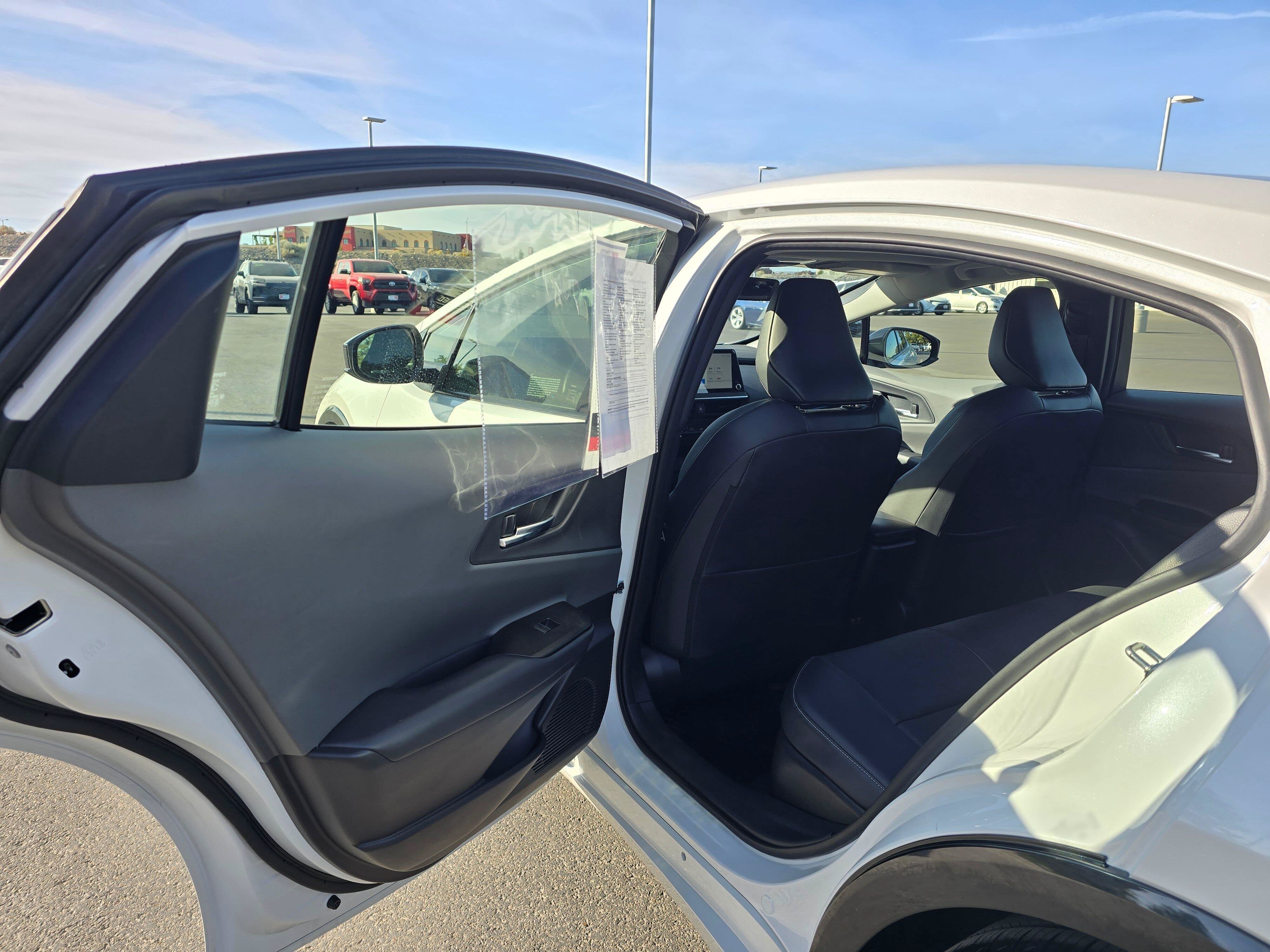 Certified 2025 Toyota Prius XLE FWD image 16