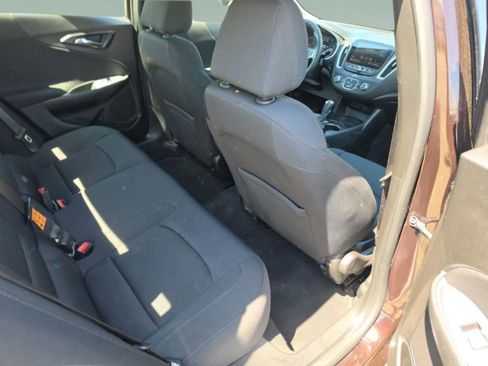 Used 2020 Chevrolet Malibu LS image 22