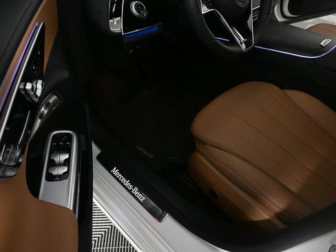Used 2026 Mercedes-Benz E 350 Sedan image 7