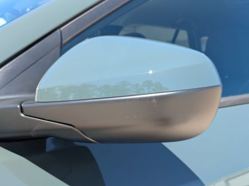 New 2026 Chevrolet Trax LT FWD image 32