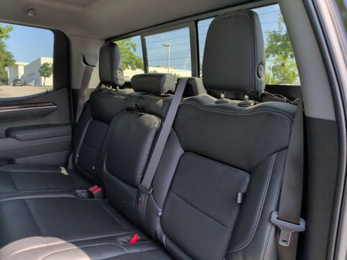 Used 2025 GMC Sierra 1500 Elevation w/ Preferred Package AWD/4WD image 36