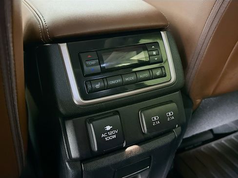 Used 2019 Subaru Ascent Touring w/ Popular Package #3 image 28