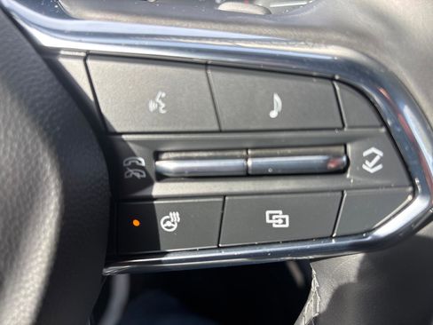 Used 2025 Chevrolet Equinox LT image 18