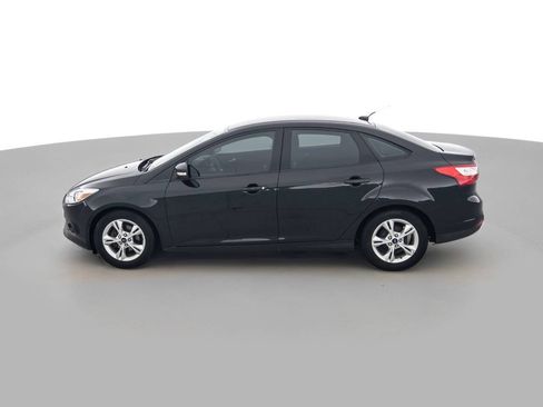 Used 2013 Ford Focus SE FWD image 8