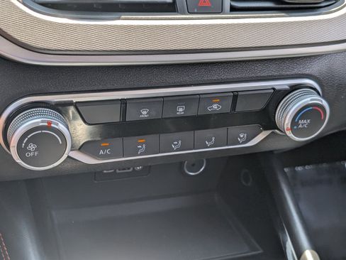 Certified 2024 Nissan Altima 2.5 SR FWD image 26
