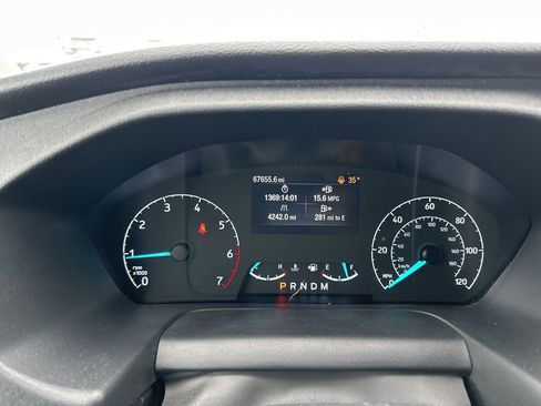 Used 2023 Ford Transit 350 XLT image 12