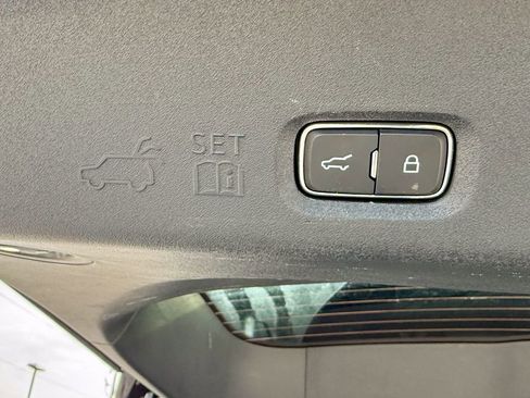 Used 2025 Ford Expedition Active image 21