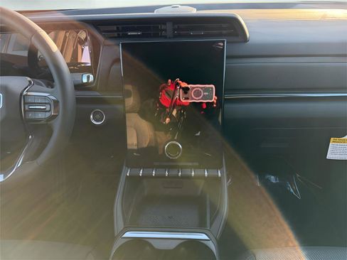 New 2026 GMC Terrain AT4 w/ Convenience Package III image 11