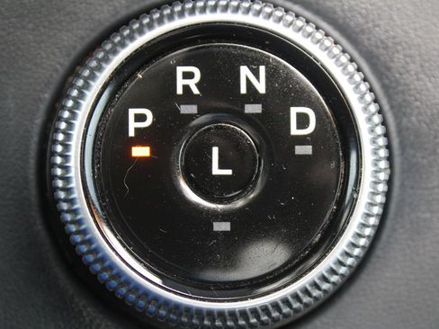 Used 2021 Ford Mustang Mach-E Premium RWD image 37