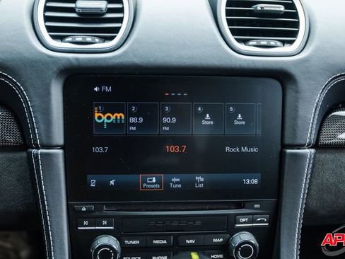 Used 2022 Porsche 718 Cayman GT4 image 16