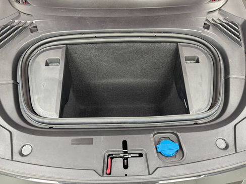 Used 2022 Audi e-tron GT Premium Plus w/ Performance Package image 33