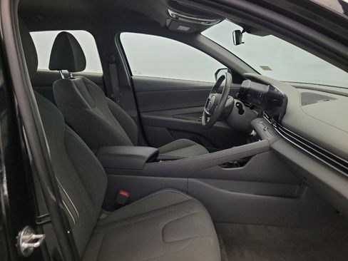 Used 2023 Hyundai Elantra SEL w/ Convenience Package FWD image 21