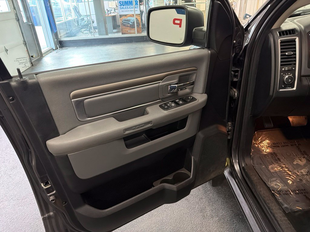 Used 2015 RAM 1500 Big Horn AWD/4WD image 11