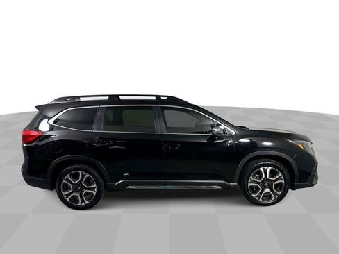 Used 2023 Subaru Ascent Limited w/ Technology Package AWD/4WD image 9
