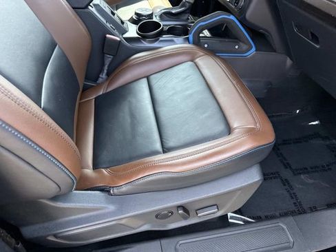 Used 2022 Ford Bronco Outer Banks image 10