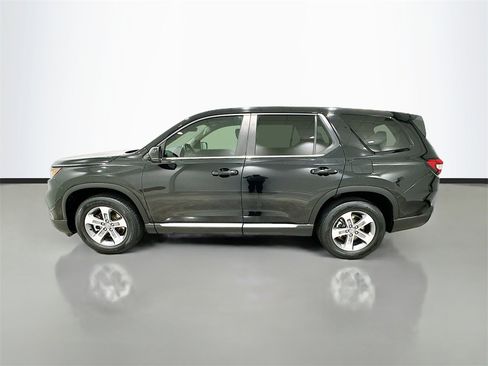 Used 2023 Honda Pilot EX-L image 4