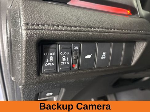 Used 2025 Honda Odyssey Sport-L image 10