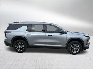 Used 2024 Chevrolet Traverse LT w/ Trailering Package video 2