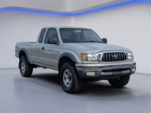 Used 2003 Toyota Tacoma PreRunner RWD image 5