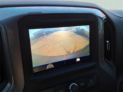 Used 2021 Chevrolet Silverado 1500 Custom image 19