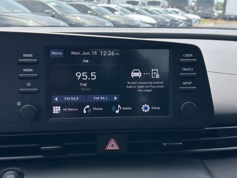 Used 2025 Hyundai Elantra Sport FWD image 26