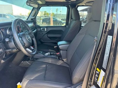 Used 2023 Jeep Wrangler Unlimited Sport AWD/4WD image 9