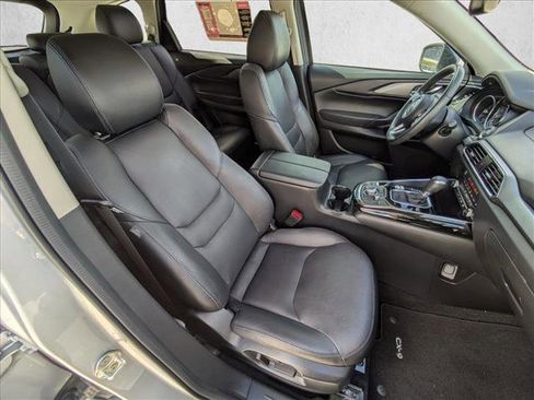 Used 2022 MAZDA CX-9 Touring image 26