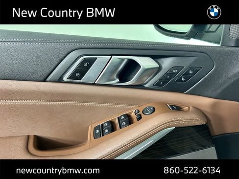 Used 2021 BMW X5 xDrive40i w/ Executive Package image 19