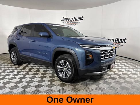 Used 2026 Chevrolet Equinox LT AWD/4WD image 4
