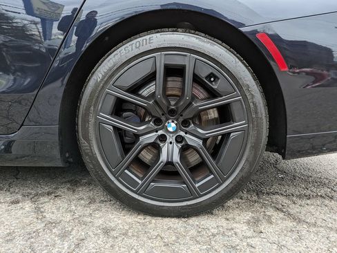 Used 2023 BMW 760i xDrive AWD/4WD image 53