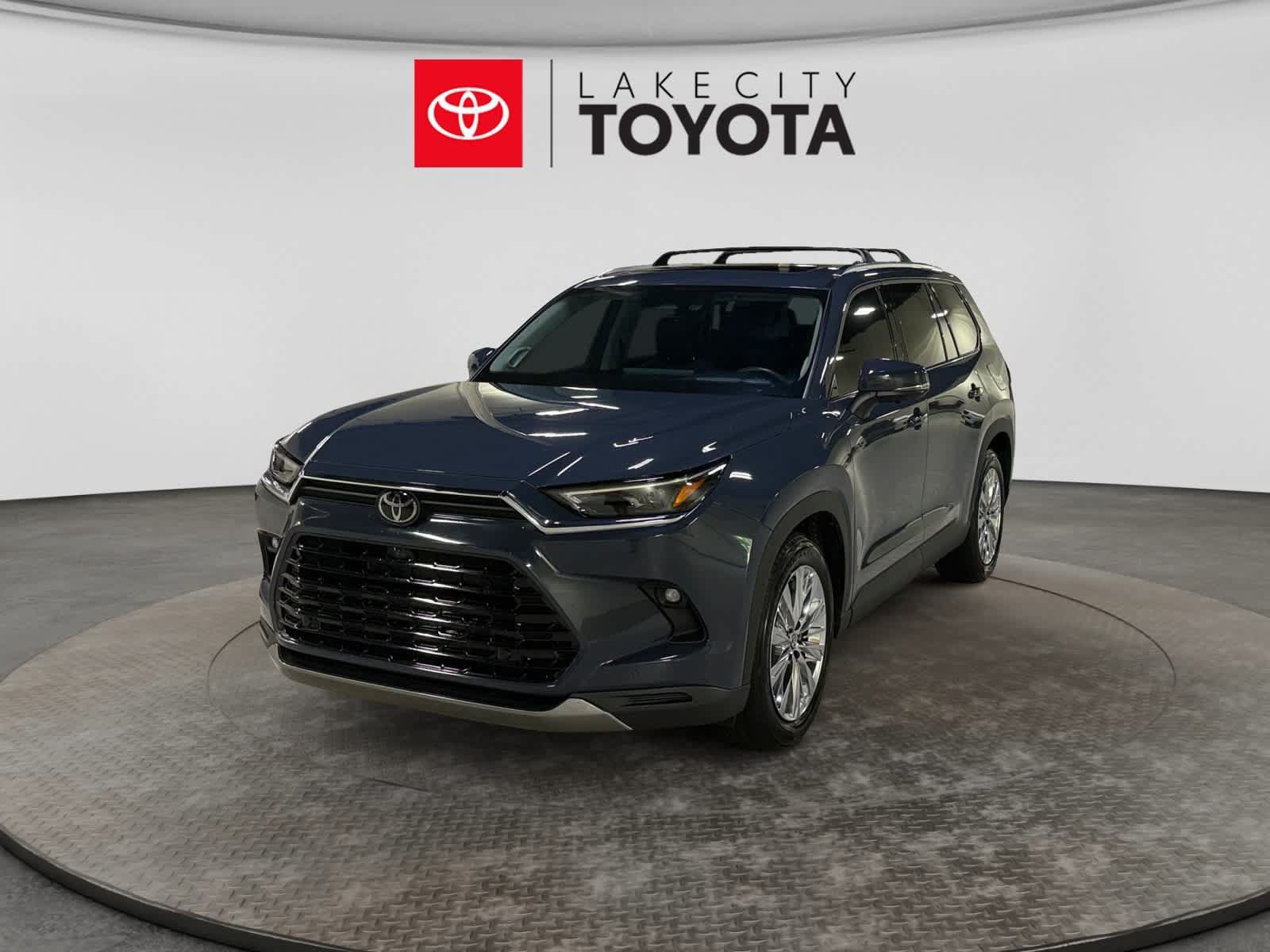 Used 2024 Toyota Grand Highlander AWD image 1