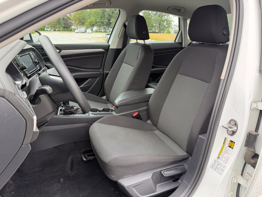 Used 2019 Volkswagen Jetta S FWD image 3