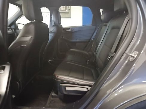 Used 2025 Ford Escape ST-Line image 16