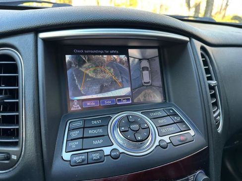 Used 2015 INFINITI QX50 Journey w/ Premium Package image 32