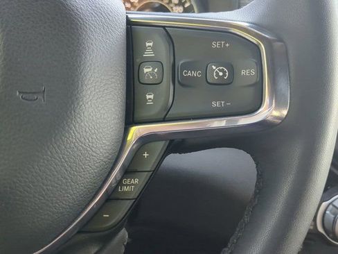 Used 2025 RAM 1500 Laramie AWD/4WD image 23