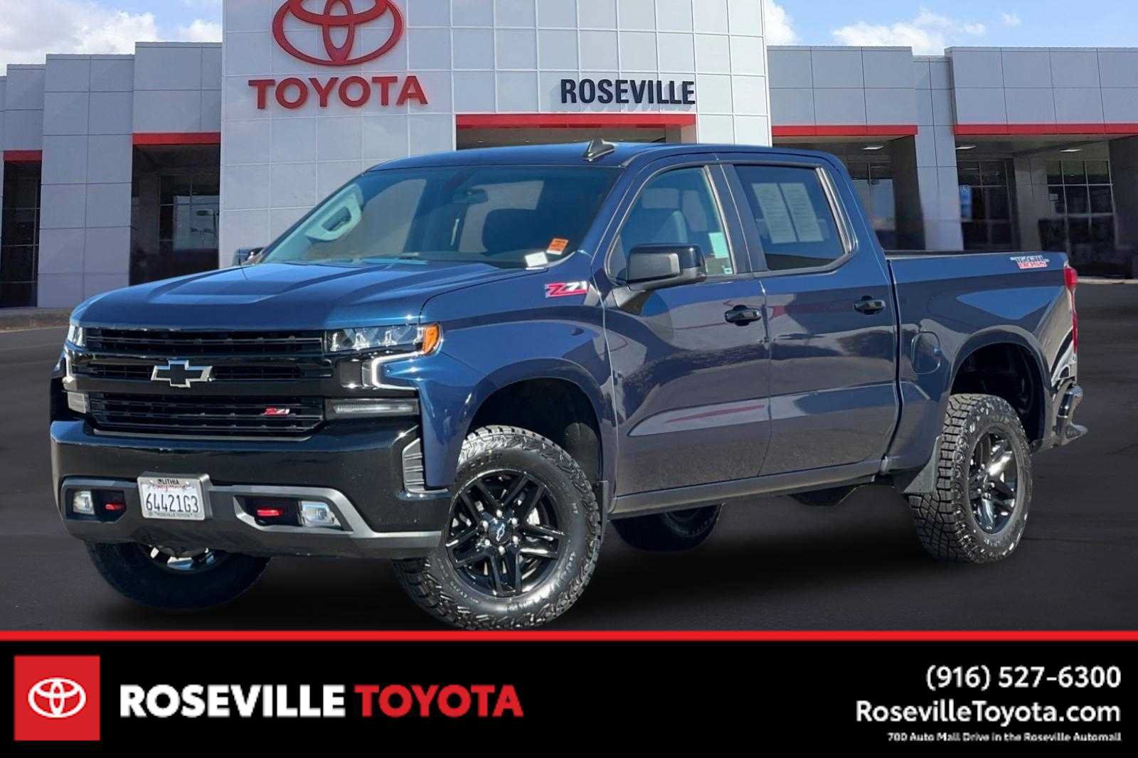 Used 2021 Chevrolet Silverado 1500 LT Trail Boss w/ Convenience Package II AWD/4WD image 1
