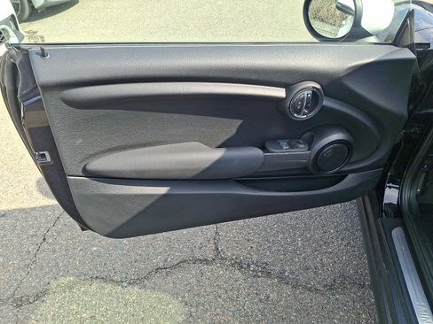 Used 2020 MINI Cooper 2-Door Hardtop w/ Storage Package image 13